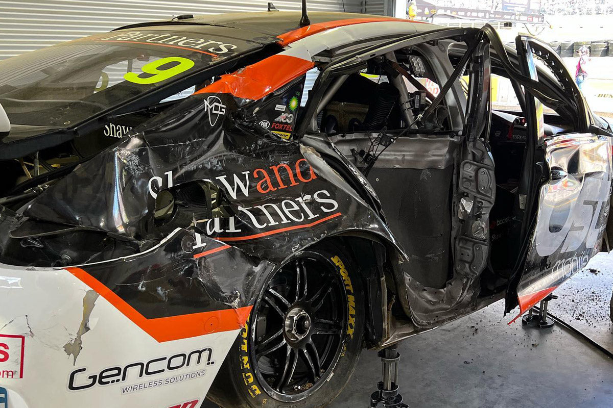 Brown Walks Away from 56G Crash at Pukekohe 😳